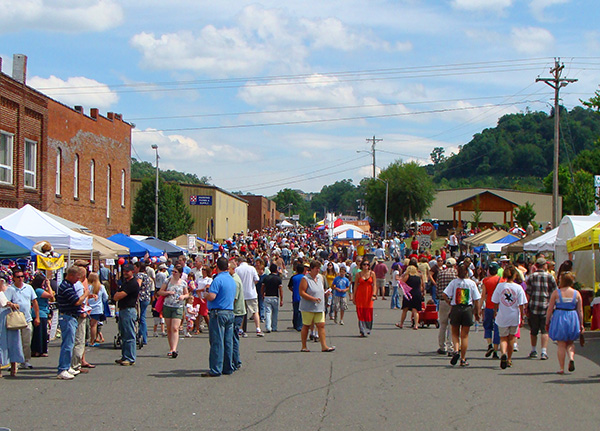 christmas-in-july-west-jefferson-nc